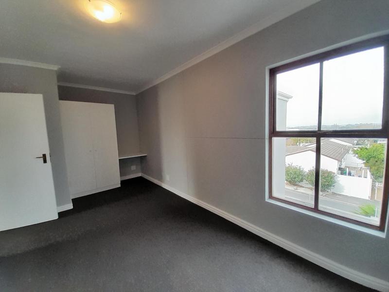 To Let 2 Bedroom Property for Rent in Rondebosch Park Estate Western Cape